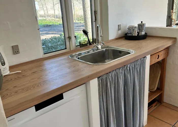 Chalet Havehuset Er En Oase I Skoven - Fa Hele Huset For Jer Selv!