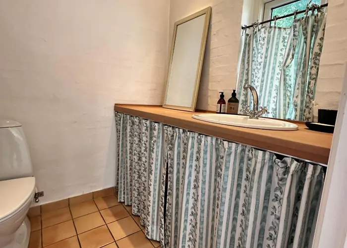 Chalet Havehuset Er En Oase I Skoven - Fa Hele Huset For Jer Selv!